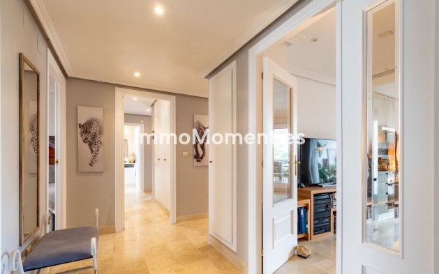 Resale - Apartment - Estepona - Estepona Centro