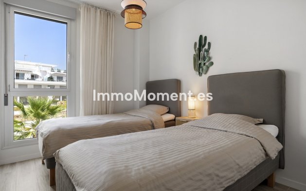 Resale - Apartment - Estepona - New Golden Mile