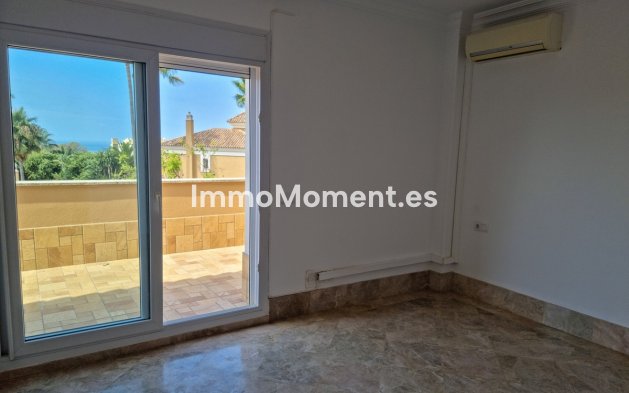 Resale - Villa - Marbella - Santa Clara