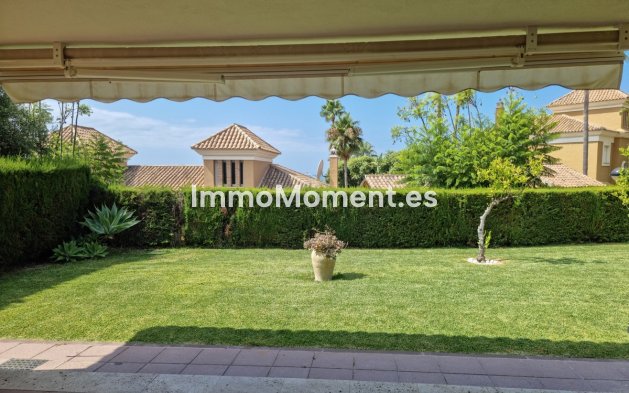 Resale - Villa - Marbella - Santa Clara