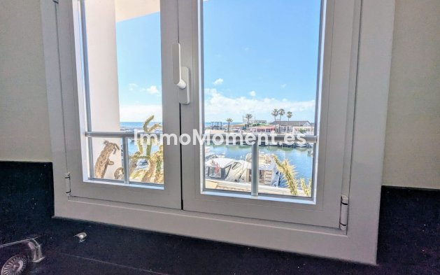 Wiederverkauf - Wohnung - Marbella - Puerto de Cabopino