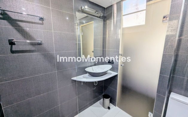 Wiederverkauf - Wohnung - Marbella - Puerto de Cabopino