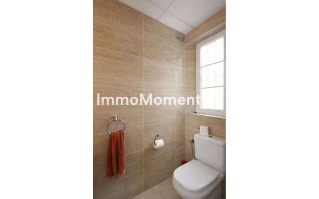 Wiederverkauf - Villa - Marbella - Elviria