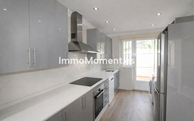 Wiederverkauf - Villa - Marbella - Elviria