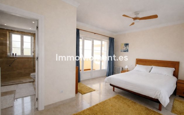 Wiederverkauf - Villa - Marbella - Elviria