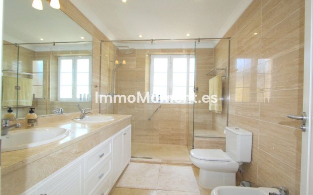 Wiederverkauf - Villa - Marbella - Elviria