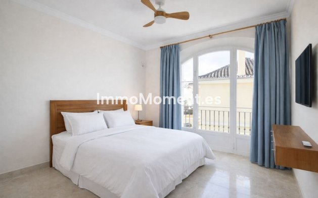 Wiederverkauf - Villa - Marbella - Elviria