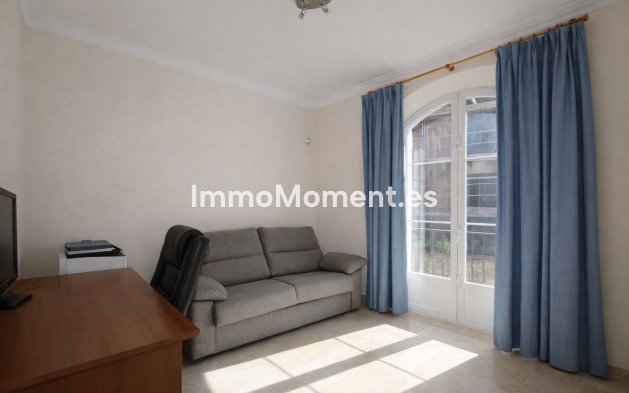 Wiederverkauf - Villa - Marbella - Elviria