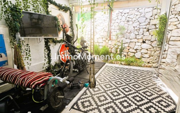 Resale - Villa - Marbella - Las Chapas