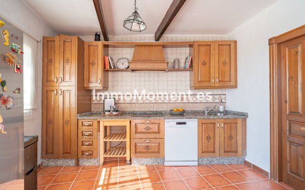 Resale - Villa - Mijas - Mijas Centro