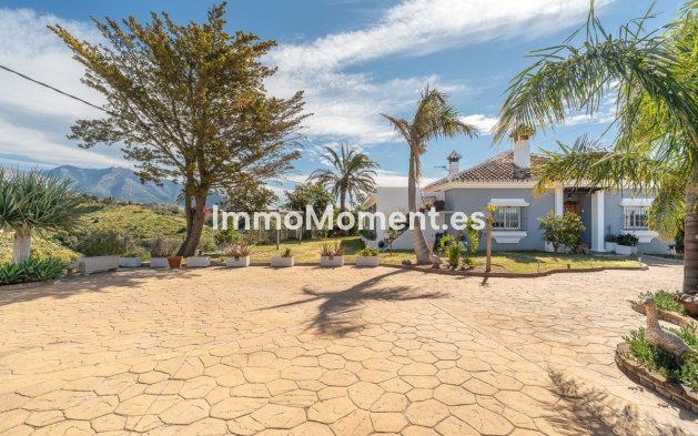 Resale - Villa - Mijas - Mijas Centro