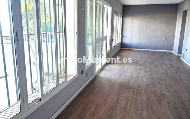 Reventa - Villa - Estepona  - Estepona Centro