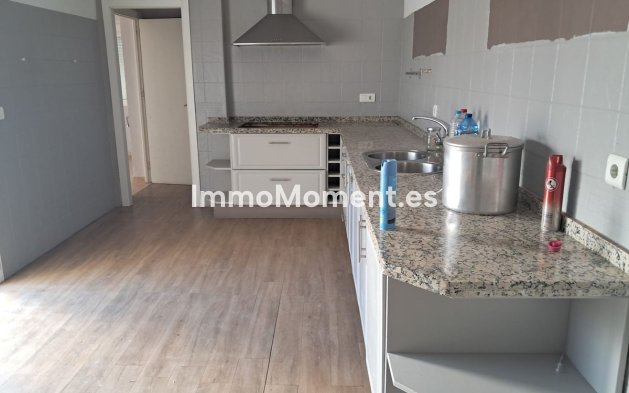 Reventa - Villa - Estepona  - Estepona Centro
