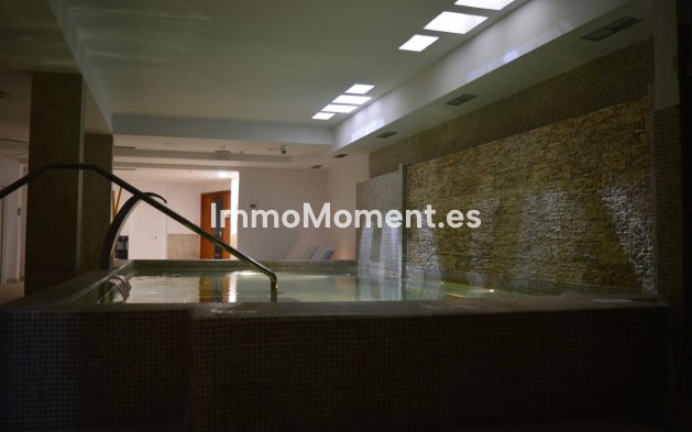 Wiederverkauf - Wohnung - Marbella - Nueva Andalucía