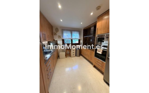 Resale - Apartment - Estepona - New Golden Mile