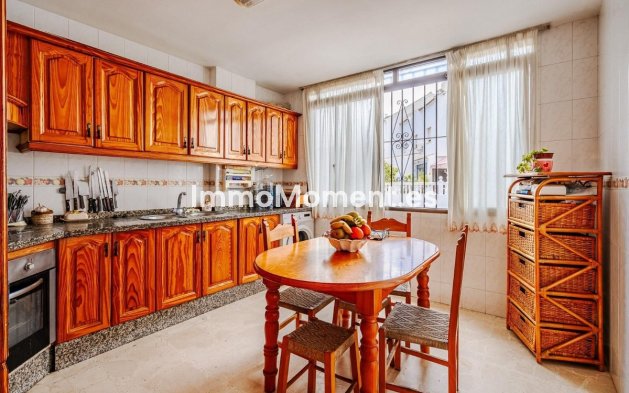 Reventa - Villa - Estepona  - Estepona Centro