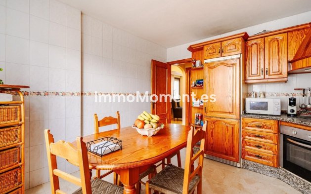 Reventa - Villa - Estepona  - Estepona Centro