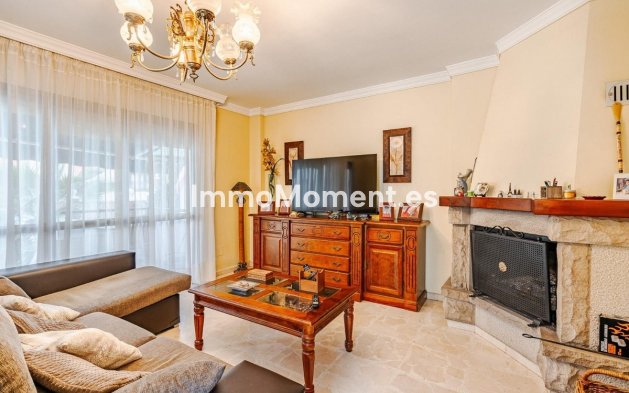 Reventa - Villa - Estepona  - Estepona Centro