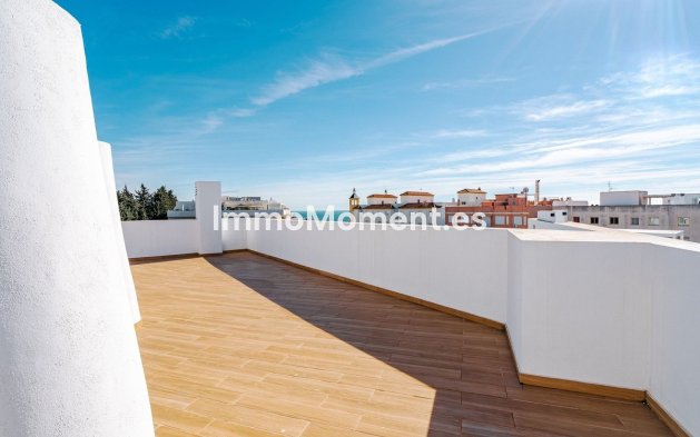Resale - Apartment - Estepona - Estepona Centro