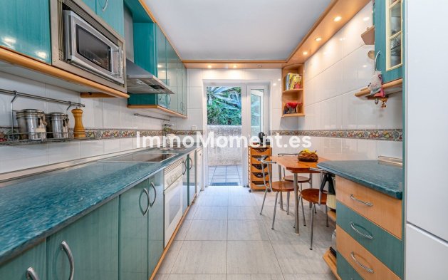 Wiederverkauf - Villa - Benalmadena - Benalmadena Centro