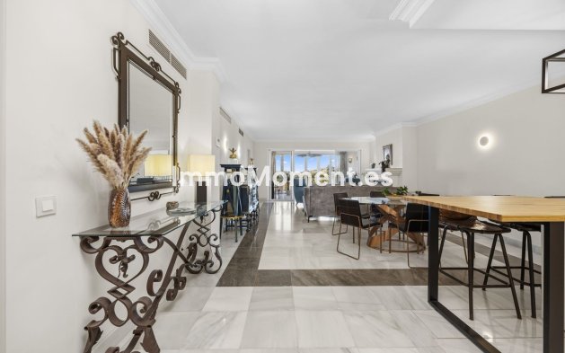 Resale - Apartment - Benahavís - Monte Halcones