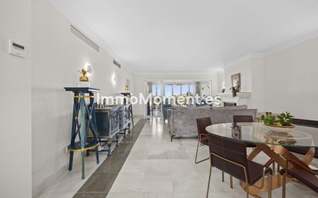 Resale - Apartment - Benahavís - Monte Halcones
