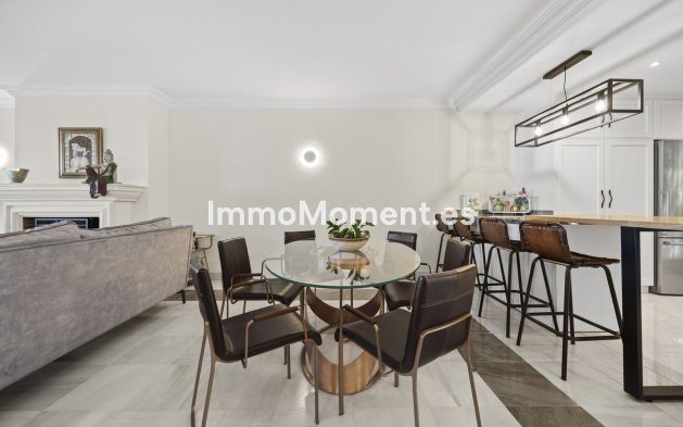 Resale - Apartment - Benahavís - Monte Halcones