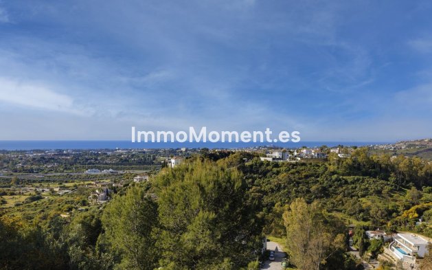 Resale - Apartment - Benahavís - Monte Halcones