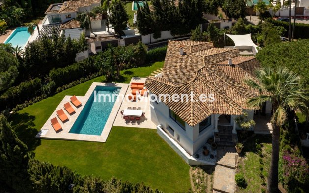 Wiederverkauf - Villa - Marbella - Nueva Andalucía