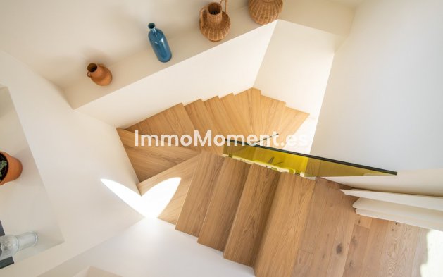 Wiederverkauf - Villa - Marbella - Nueva Andalucía