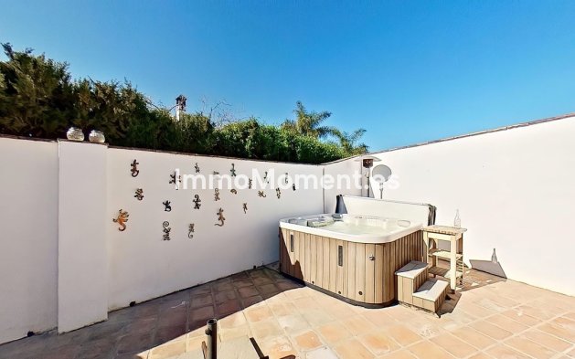 Revente - Maison de campagne - Intérieur                       - Coín