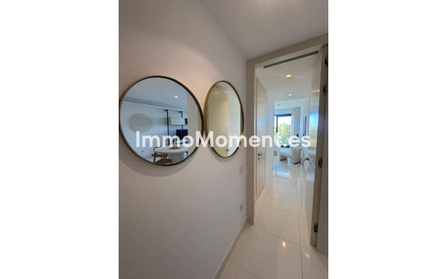 Resale - Apartment - Benahavís - Benahavís Centro