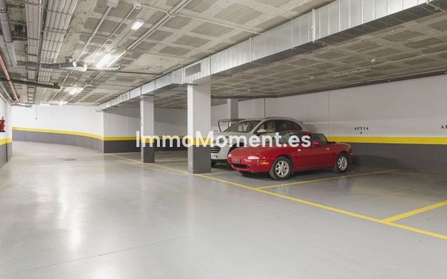 Resale - Apartment - Benahavís - Benahavís Centro