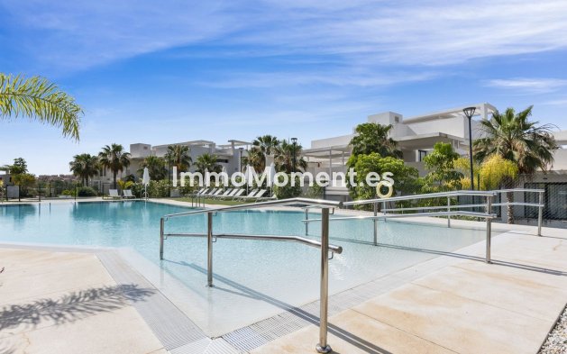 Resale - Apartment - Benahavís - Benahavís Centro