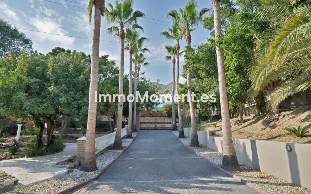 Wiederverkauf - Villa - Benalmadena - Benalmadena Centro