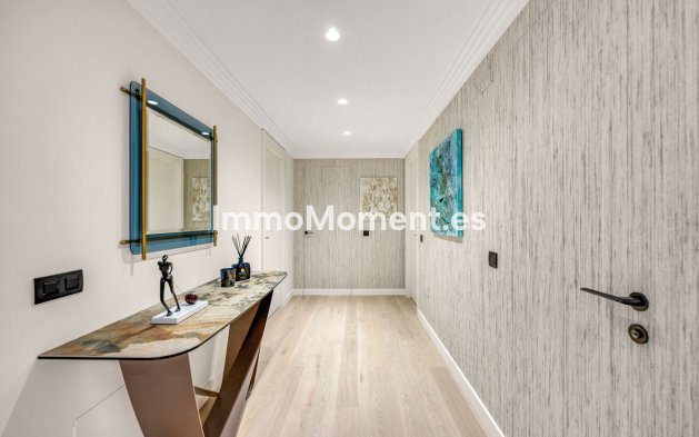 Wiederverkauf - Wohnung - Marbella - Nueva Andalucía