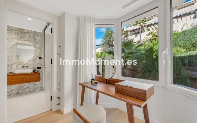 Wiederverkauf - Wohnung - Marbella - Nueva Andalucía