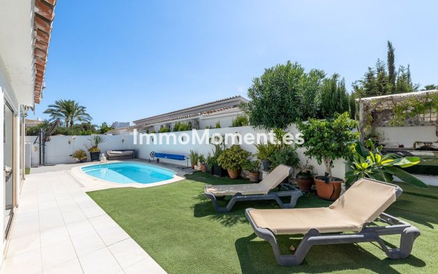 Bestaande woning - Villa - Estepona  - Estepona Centro