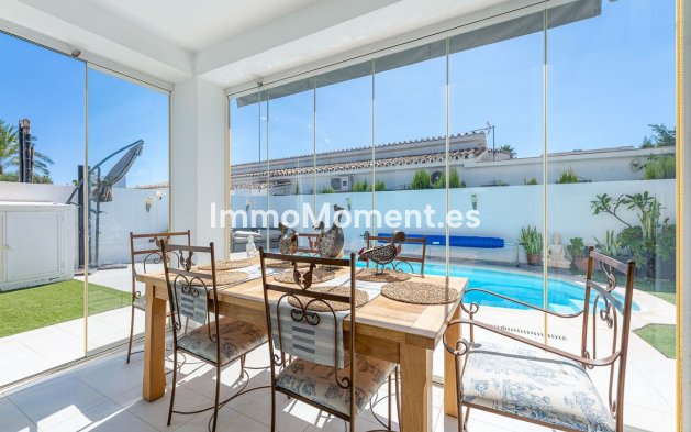 Bestaande woning - Villa - Estepona  - Estepona Centro