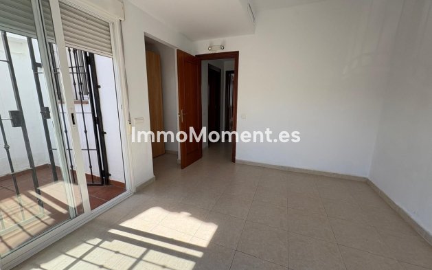 Wiederverkauf - Reihenhaus - Estepona  - Estepona Centro