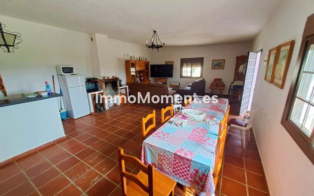 Resale - Country house - Mijas - Las Lagunas de Mijas