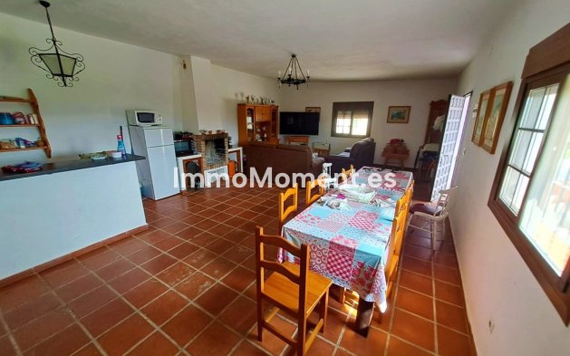 Resale - Country house - Mijas - Las Lagunas de Mijas