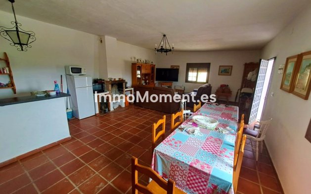 Resale - Country house - Mijas - Las Lagunas de Mijas