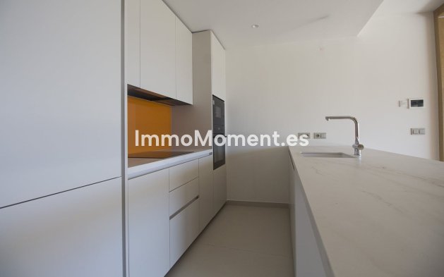 Resale - Apartment - Fuengirola - Fuengirola Centro