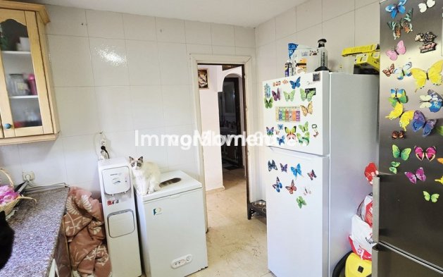 Wiederverkauf - Wohnung - Marbella - Nueva Andalucía