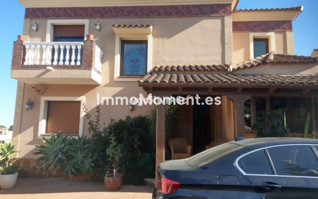 Wiederverkauf - Villa - Mijas - Sierrezuela