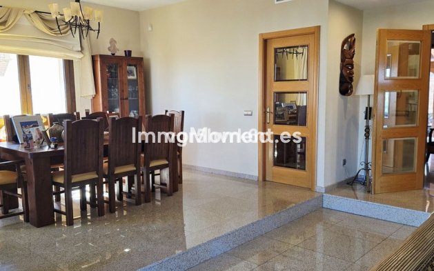 Wiederverkauf - Villa - Mijas - Sierrezuela