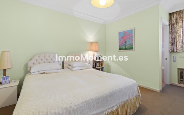 Resale - Apartment - Marbella - Guadalmina Alta
