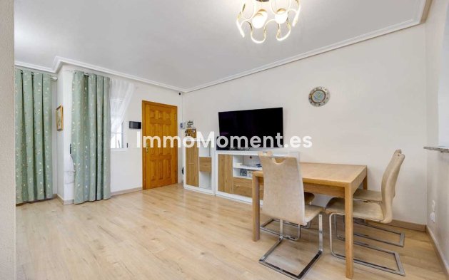 Revente - Maison mitoyenne - Torrevieja - Torrevieja Centro