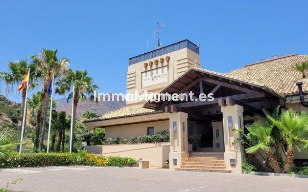 Revente - Appartement - Estepona  - Estepona Centro